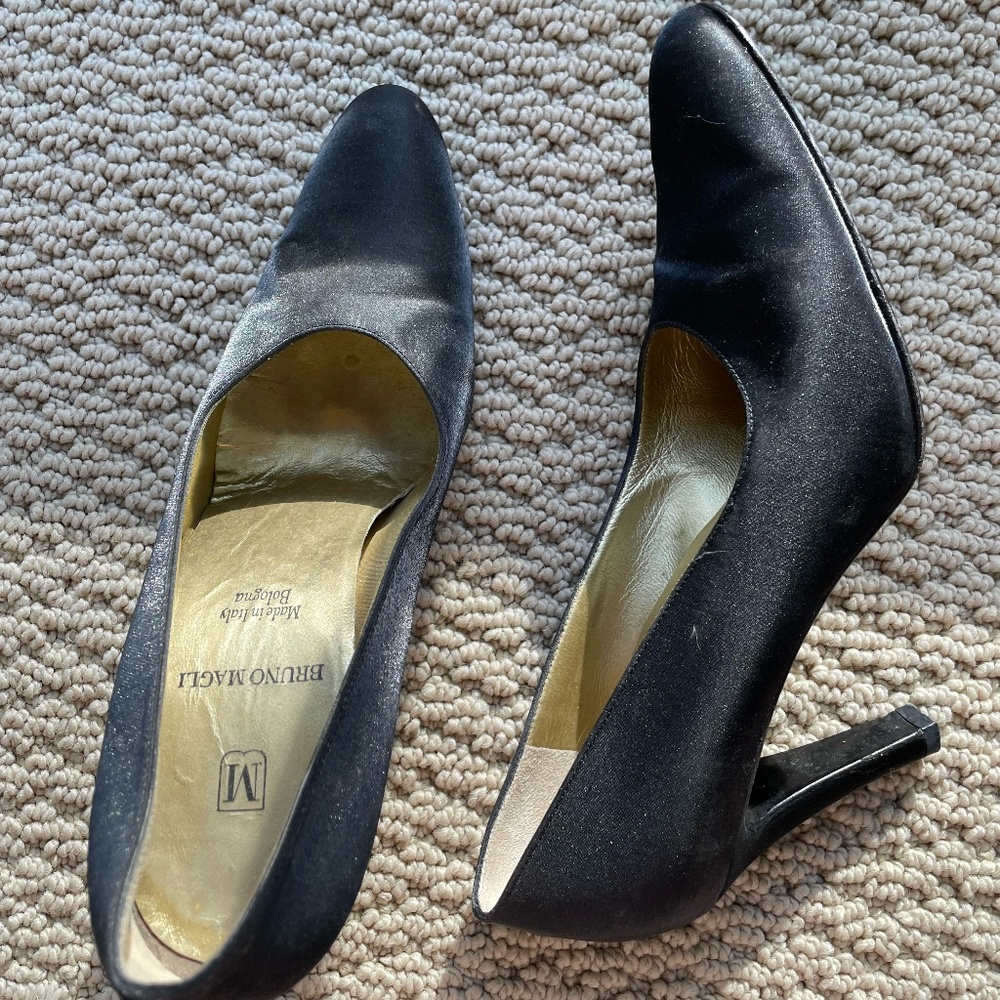 VINTAGE Bruna Magli pumps